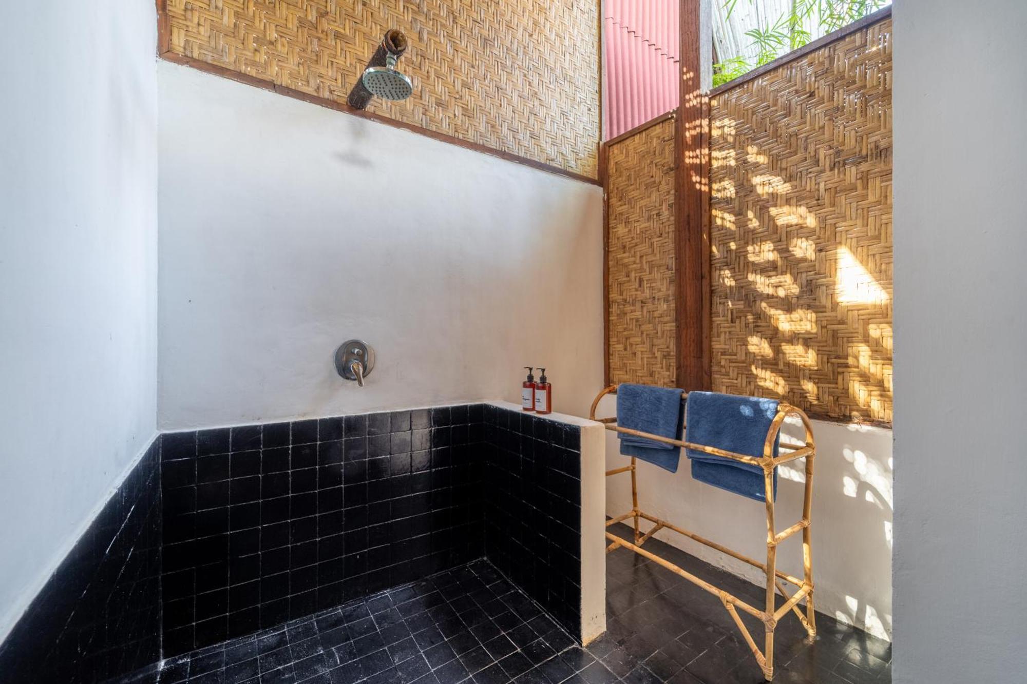 Villa Bagheera Gili Trawangan Extérieur photo